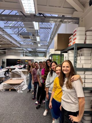 4️⃣ roky usilovné práce 🧨Z 30m2 na 800+ 💣Z 2 lidí na 35+ 🌈Z 5 produktů na 1100+ 🤲Od 100 modelín na 100tis+ Mamolín 👩‍🍳Od...